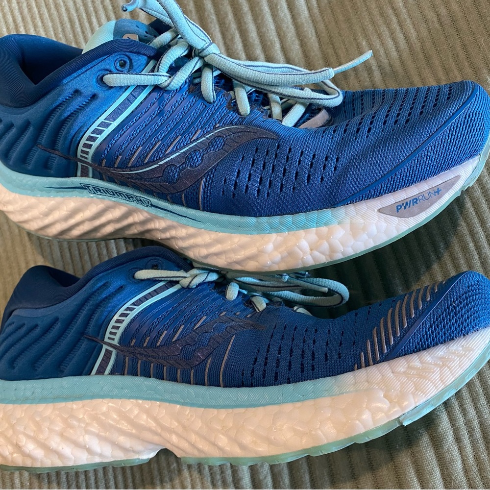 Women’s saucony running shoes